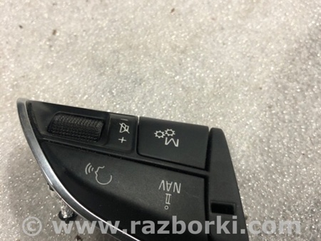 ФОТО Кнопки на руль для Audi (Ауди) A8 III D4 4H (09-17) Київ