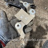 Кронштейн передний левый Subaru Forester SJ S13 (12-18)