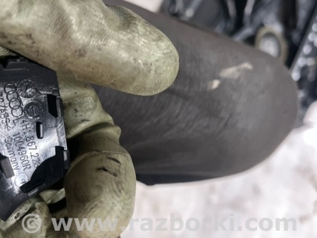 ФОТО пластик двери для Audi (Ауди) A8 III D4 4H (09-17) Київ