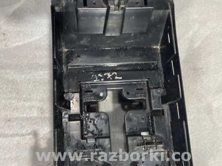 ФОТО Консоль между сидений для Land Rover Range Rover IV L405 (12-21) Київ