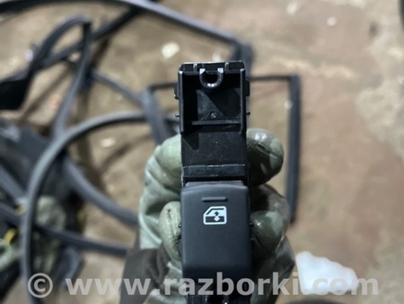 ФОТО Кнопка стеклоподъемника для Subaru Legacy VII BW (19-25) Київ