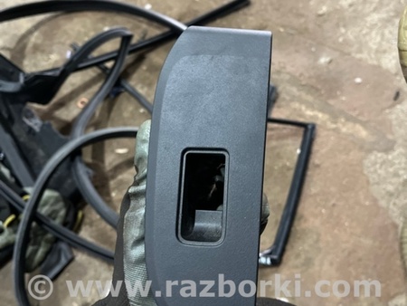 ФОТО пластик двери для Subaru Legacy VII BW (19-25) Київ