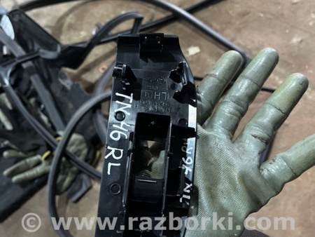 ФОТО пластик двери для Subaru Legacy VII BW (19-25) Київ
