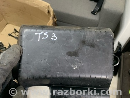 ФОТО Вкладыш для Ford Mondeo 5 (08.2014 - 10.2019) Київ