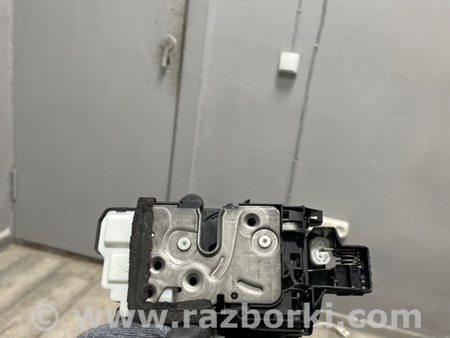 ФОТО Замок боковой двери для Volvo XC90 II SPA (2015-) Київ