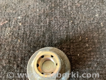 ФОТО Клапан левый для Subaru Outback III BP/BL (03-09) Київ