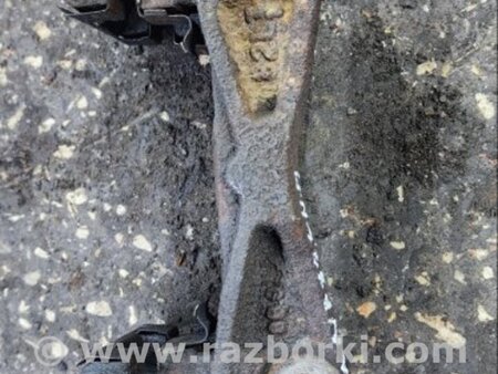 ФОТО Скоба суппорта передняя левая для Subaru Outback III BP/BL (03-09) Київ