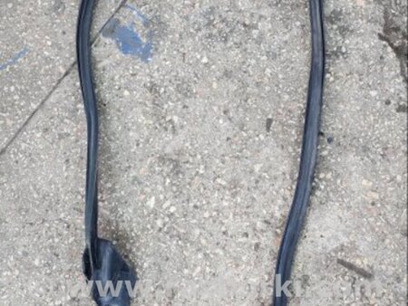 ФОТО Уплотнительная резинка задняя правая для Subaru Outback III BP/BL (03-09) Київ