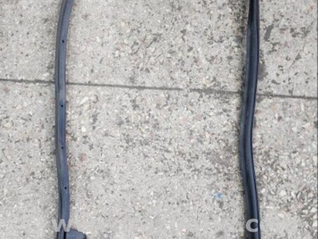 ФОТО Уплотнительная резинка задняя левая для Subaru Outback III BP/BL (03-09) Київ