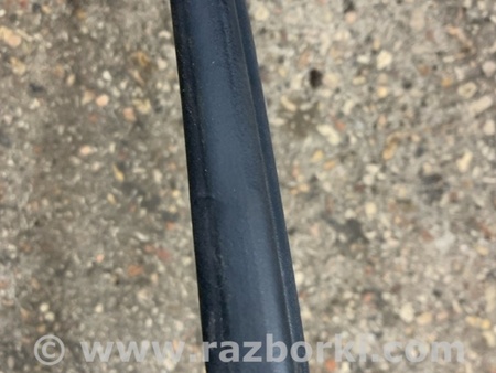 ФОТО Уплотнительная резинка передняя правая для Subaru Outback III BP/BL (03-09) Київ