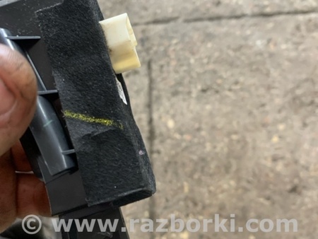 ФОТО Кнопка стеклоподъемника задняя правая для Subaru Outback III BP/BL (03-09) Київ