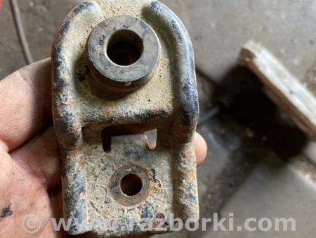 ФОТО Крепление радиатора для Subaru Outback III BP/BL (03-09) Київ