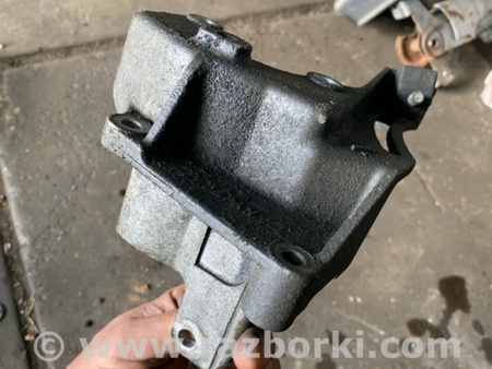 ФОТО Кронштейн для Subaru Outback III BP/BL (03-09) Київ