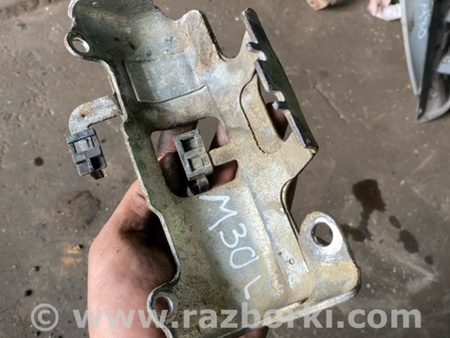 ФОТО Кронштейн левый для Subaru Outback III BP/BL (03-09) Київ