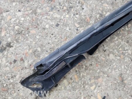 ФОТО Уплотнительная резинка правая для Subaru Outback III BP/BL (03-09) Київ