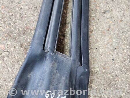 ФОТО Уплотнительная резинка правая для Subaru Outback III BP/BL (03-09) Київ