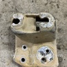 Кронштейн правый Subaru Outback IV BM/BR (09-14)