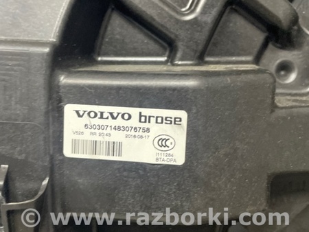ФОТО Обшивка боковой двери для Volvo XC90 II SPA (2015-) Київ