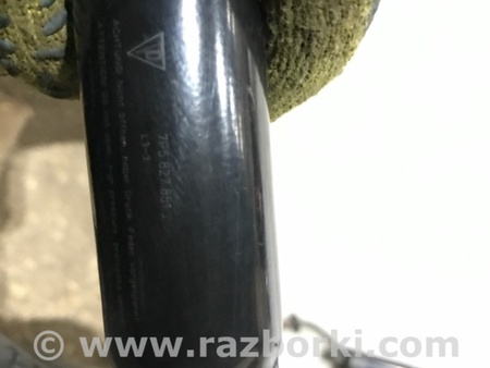 ФОТО Амортизатор крышки багажника для Porsche Cayenne II 958 E2/92A (10-14) Київ