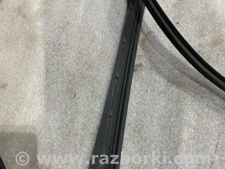 ФОТО Уплотнительная резинка боковой двери для Subaru Legacy VII BW (19-25) Київ