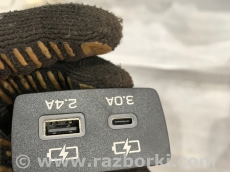 ФОТО Зарядное гнездо для Subaru Crosstrek 3 GU (2022-) Київ