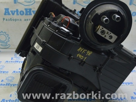 ФОТО Подогрев и кондиционирование для BMW X1 F48 Одеса