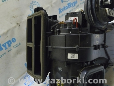 ФОТО Подогрев и кондиционирование для BMW X1 F48 Одеса
