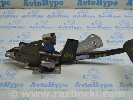 ФОТО Педали для Ford Escape 3 (01.2012-12.2018) Одеса