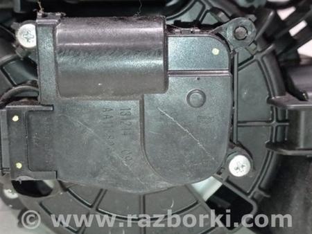 ФОТО Подогрев и кондиционирование для Jeep Cherokee KL (2013-2023) Одеса