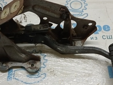 ФОТО Педали для Nissan Rogue (14-20) Одеса