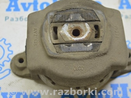 ФОТО Крепление двигателя и кпп для Audi (Ауди) A8 II D3 4E (02-09) Одеса