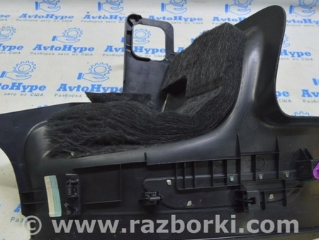 ФОТО Отделка стоек и проемов для Land Rover Range Rover Velar (2017-2023) Одеса