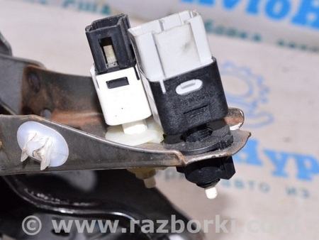ФОТО Педали для Nissan Pathfinder R52 (12-21) Одеса