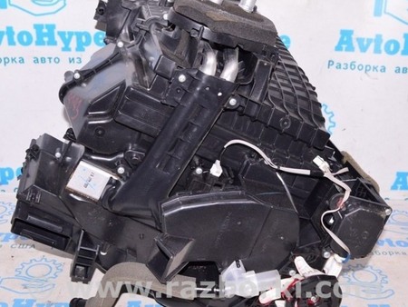 ФОТО Подогрев и кондиционирование для Nissan Pathfinder R52 (12-21) Одеса