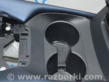 ФОТО Центральная консоль бокс для Nissan Qashqai J12 (2021-) Одеса