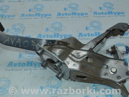 ФОТО Педали для Toyota Avalon XX30 (12.2004-10.2012) Одеса