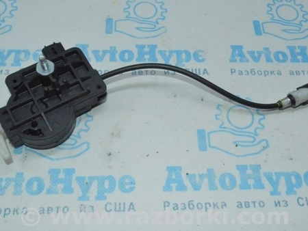 ФОТО Лючок бензобака для Toyota Avalon XX30 (12.2004-10.2012) Одеса