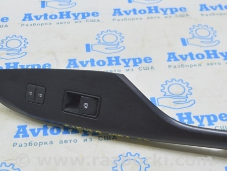 ФОТО Дверь передняя правая для Toyota Sienna (11-16) Одеса