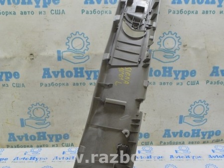 ФОТО Отделка стоек и проемов для Toyota Sienna (11-16) Одеса