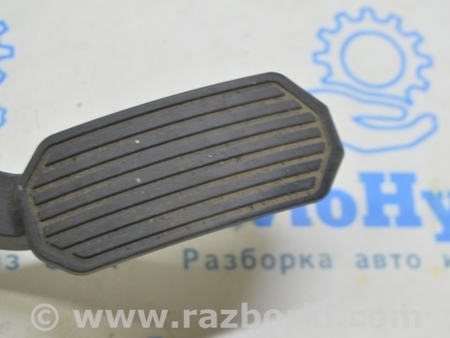 ФОТО Педали для Toyota Sienna (11-16) Одеса