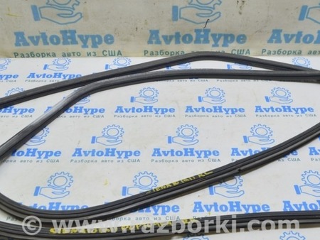 ФОТО Боковая форточка для Toyota Sienna (11-16) Одеса