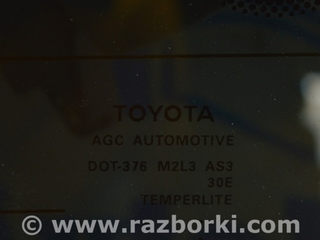 ФОТО Боковая форточка для Toyota Sienna (11-16) Одеса