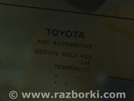 ФОТО Боковая форточка для Toyota Sienna (11-16) Одеса