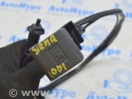 ФОТО Лючок бензобака для Toyota Sienna (11-16) Одеса