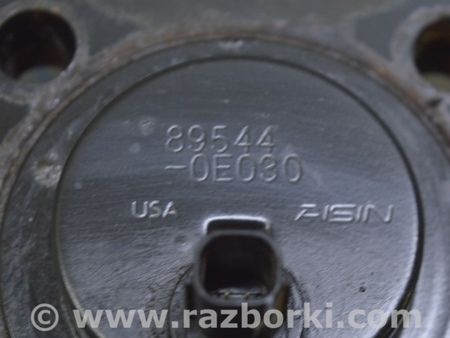 ФОТО КулакЦапфаСтупица для Toyota Sienna (11-16) Одеса