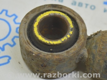 ФОТО Стойка амортизатора для Toyota Sienna (11-16) Одеса