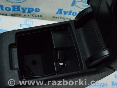 ФОТО Центральная консоль бокс для Volkswagen Jetta 6 NF (06.2010 - 04.2019) Одеса