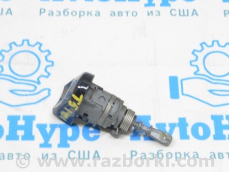 ФОТО Личинка замка передней левой двери для Volkswagen T5 Transporter, Caravelle, Multivan (03-15) Одеса