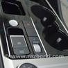 Центральная консоль бокс Volkswagen Touareg (18-...)