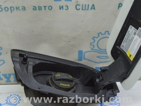 ФОТО Лючок бензобака для Volkswagen Touareg (18-...) Одеса